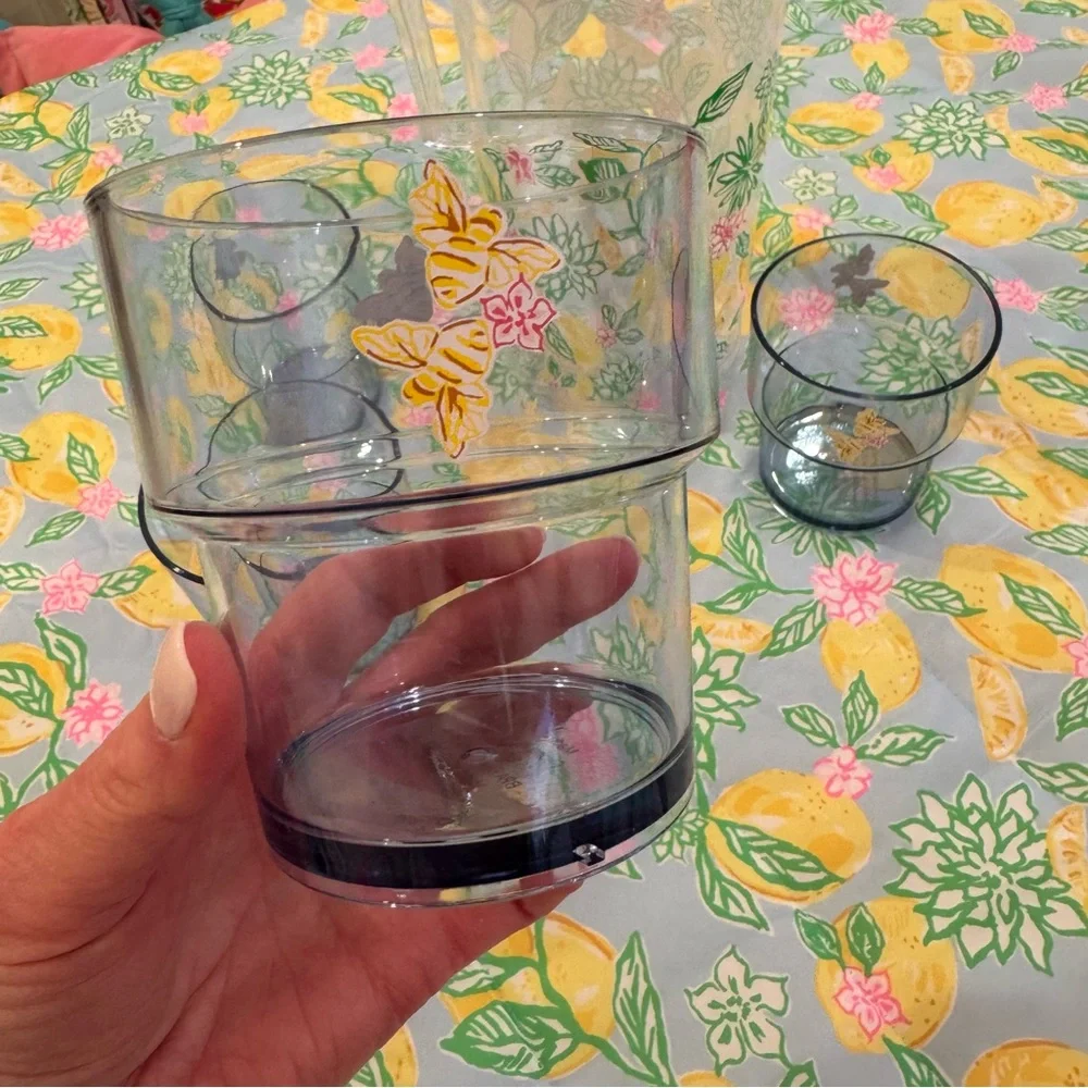 NWT Lilly Pulitzer Make Lemonade Pitcher & Cup Set